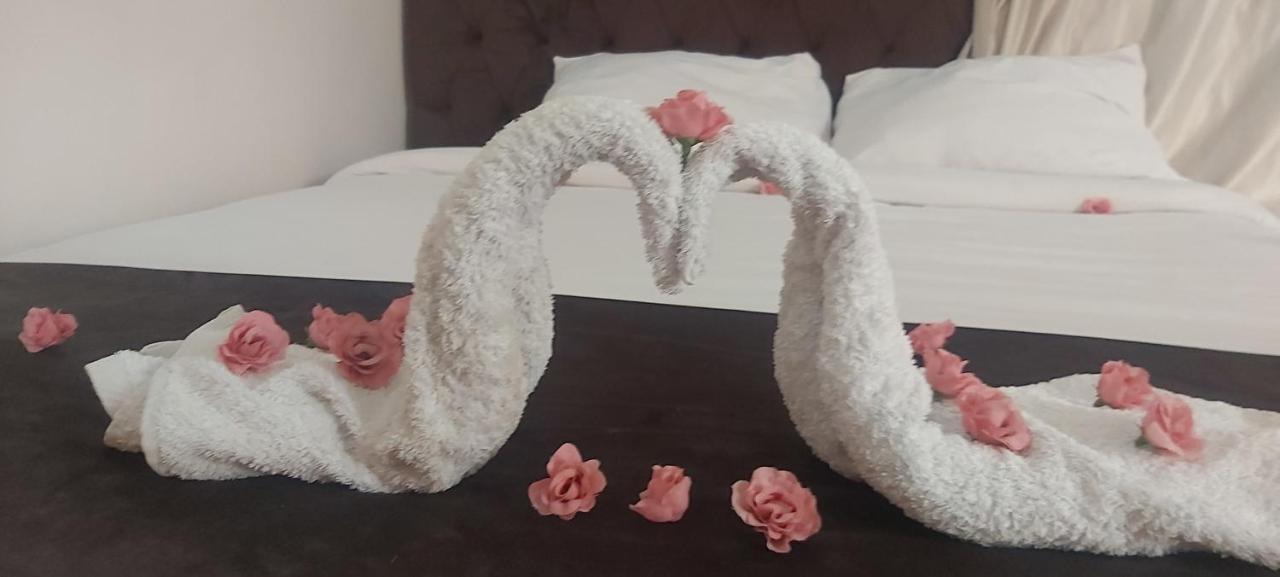 Golden Pyramids View Guest House Kafrat al Jabal Экстерьер фото
